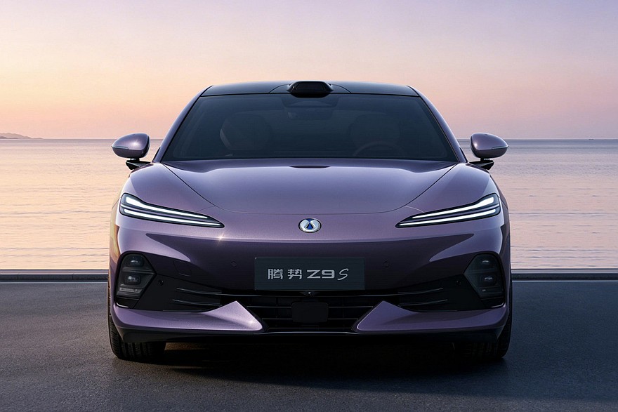 Новый седан Denza Z9S