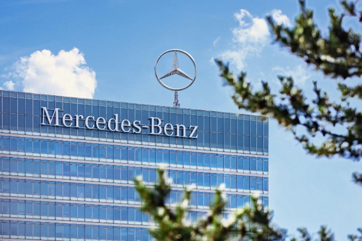 Mercedes-Benz layoffs in China spread to R&D and manufacturing as global AI cost-cutting begins - Figure 1