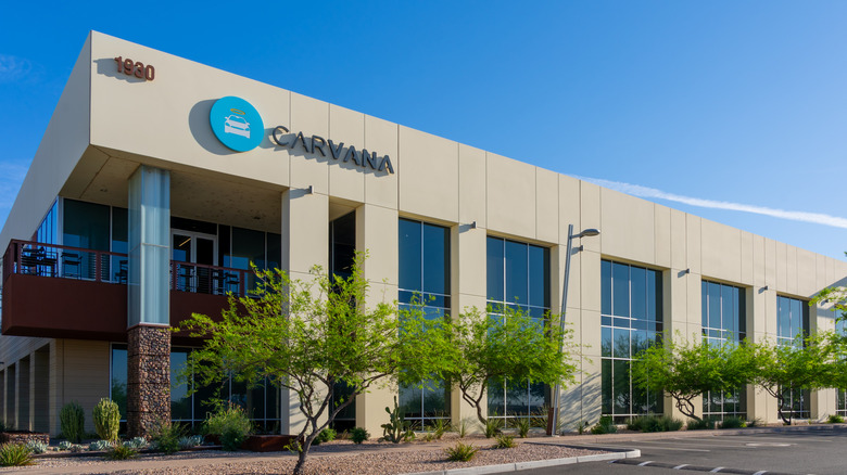 Carvana Headquarters building in Tempe, AZ