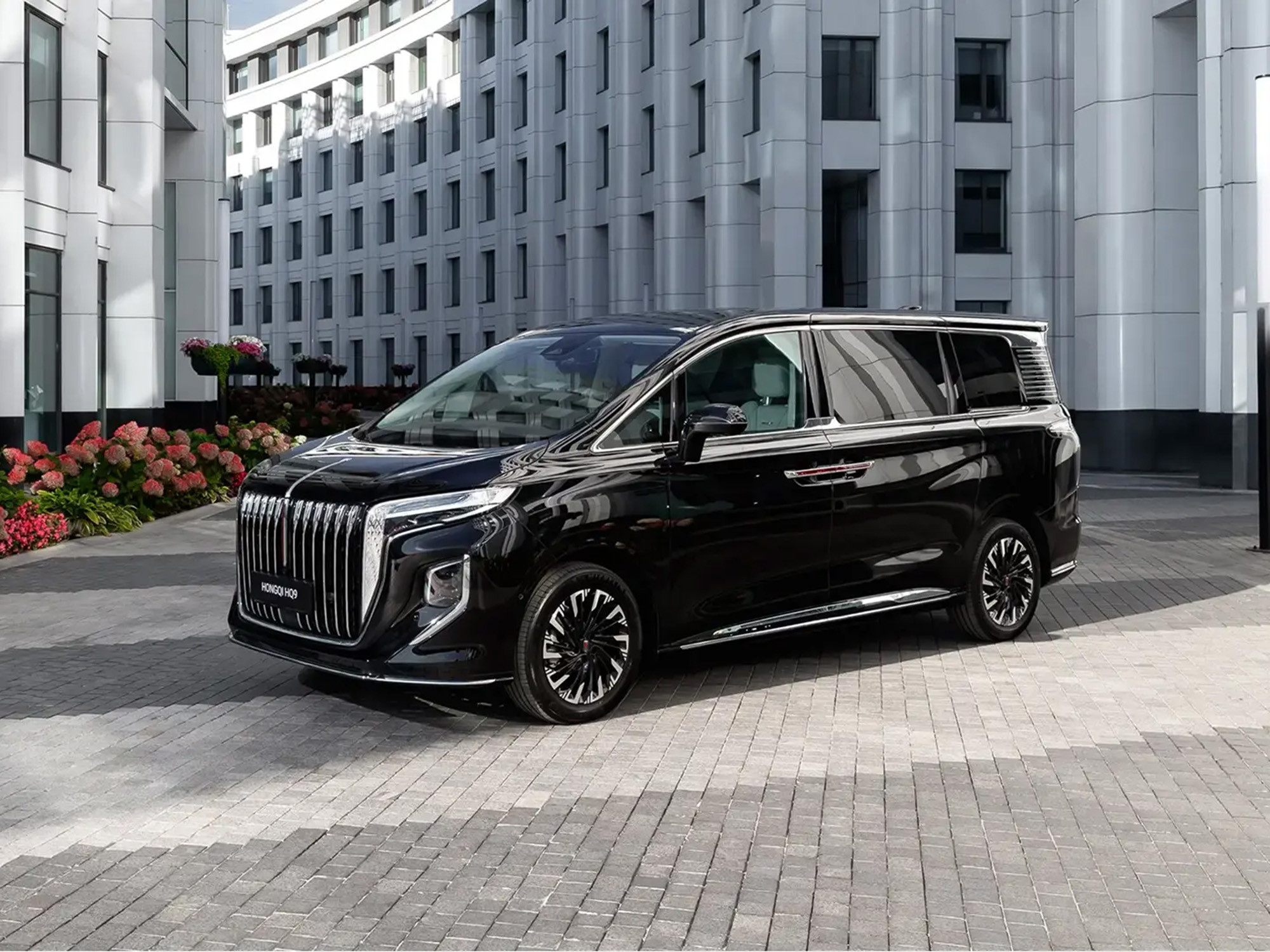 Вместо Mercedes-Benz V-klasse: выбираем минивэн бизнес-класса